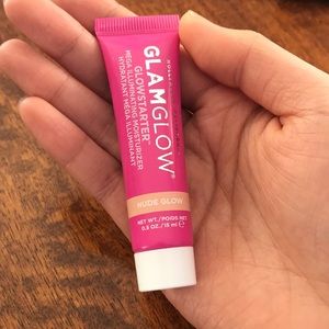 New GlamGlow Mega Illuminating Moisturizer Sample